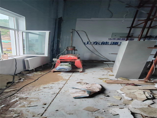 镇赉地基基础下沉墙体裂缝加固注浆顶升施工